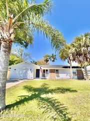 25 SEATROUT Street, Ponte Vedra Beach, FL 32082