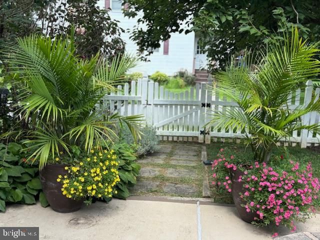 10800 ROBIN LYNN DR, Ellicott City, MD 21042