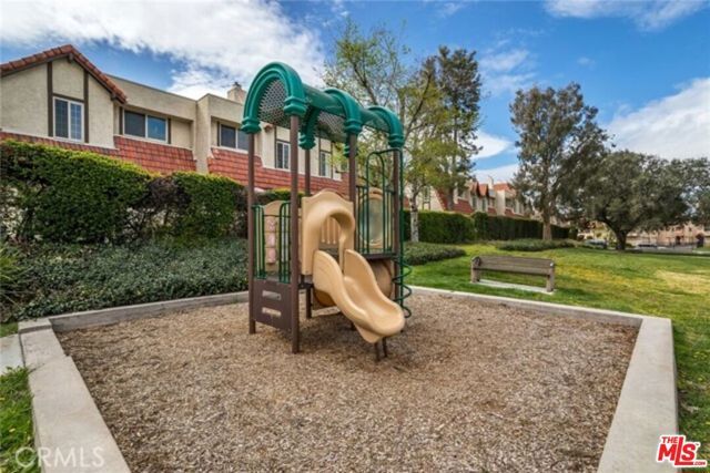 27656 Ironstone Drive 5, Canyon Country (santa Clarita), CA 91387