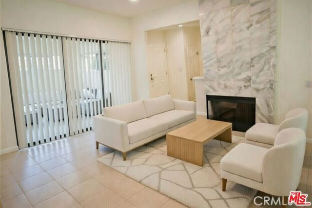 27656 Ironstone Drive 5, Canyon Country (santa Clarita), CA 91387