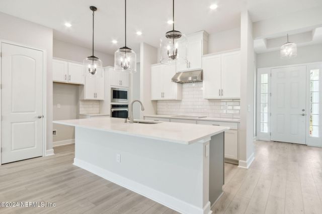 14240 LONS Place, 0003, Jacksonville, FL 32226