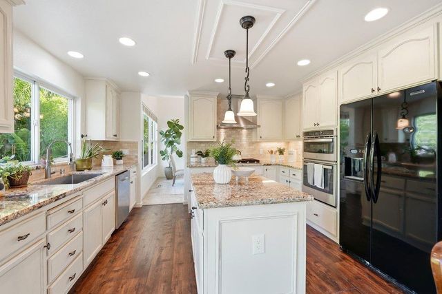 517 Calle Florencia, Morgan Hill, CA 95037