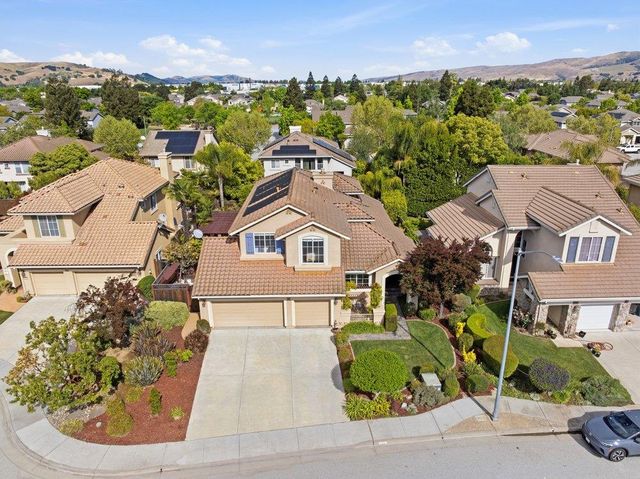 517 Calle Florencia, Morgan Hill, CA 95037