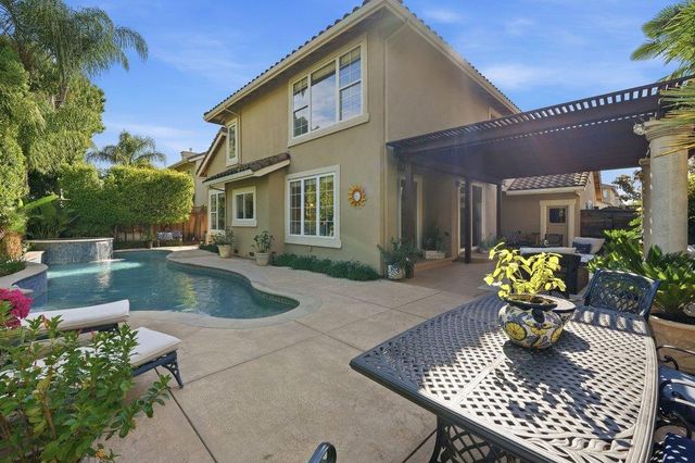 517 Calle Florencia, Morgan Hill, CA 95037