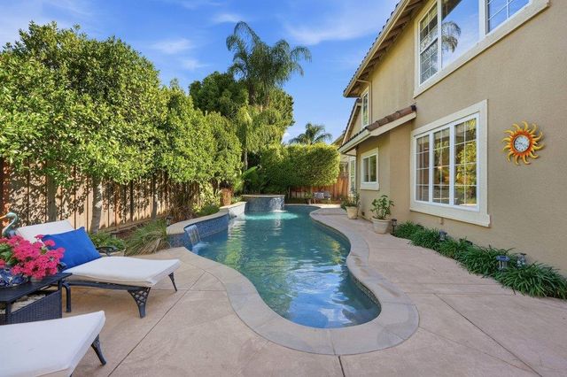 517 Calle Florencia, Morgan Hill, CA 95037