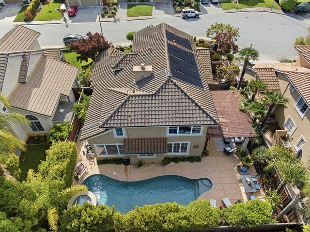 517 Calle Florencia, Morgan Hill, CA 95037