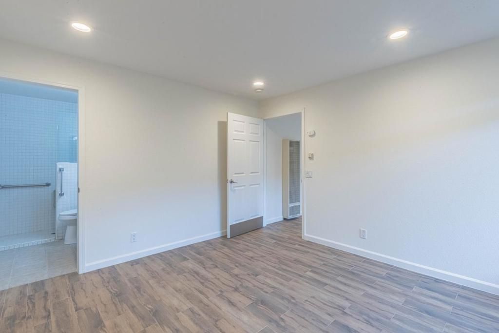 Image 16 of property listing at 820 Casanova Avenue 108, Monterey, CA 93940