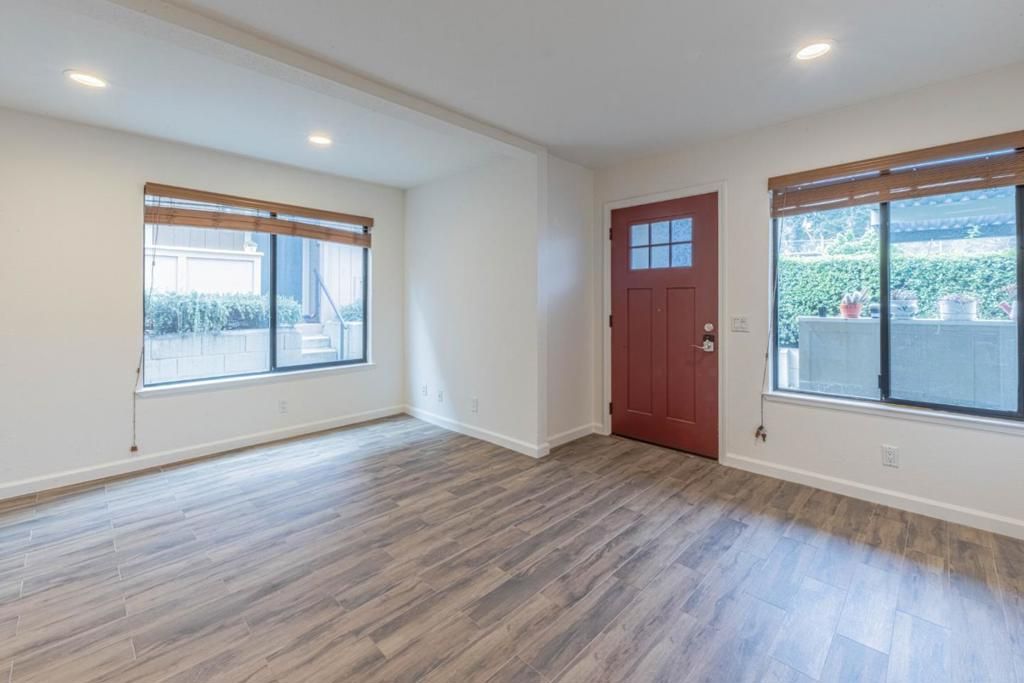 Image 6 of property listing at 820 Casanova Avenue 108, Monterey, CA 93940