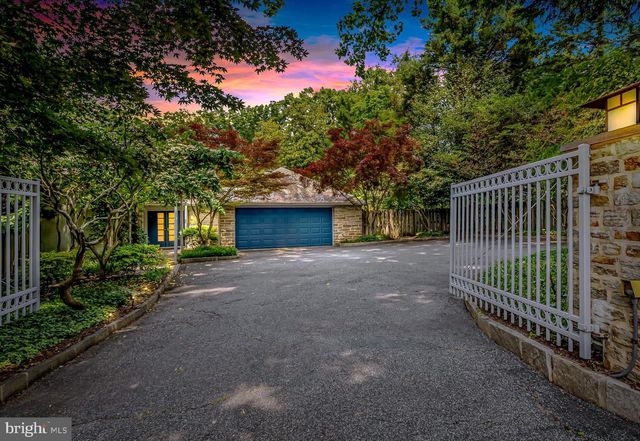 6 MEADOW RD, Baltimore, MD 21212