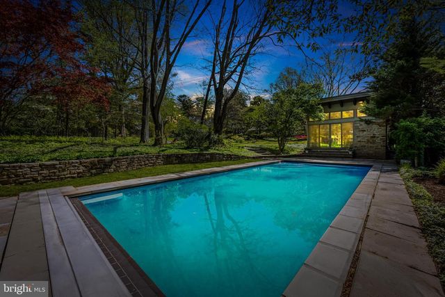 6 MEADOW RD, Baltimore, MD 21212