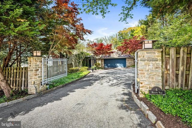6 MEADOW RD, Baltimore, MD 21212