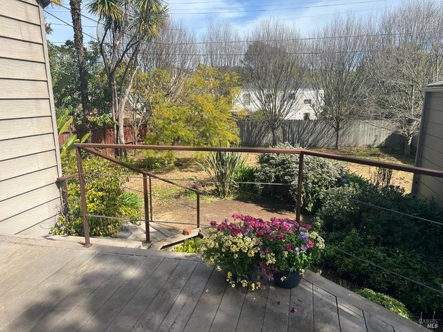 186 Fairmont Ave, Vallejo, CA 94590