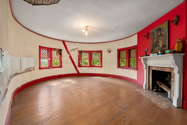 379 Central Street, Newton, MA 02466