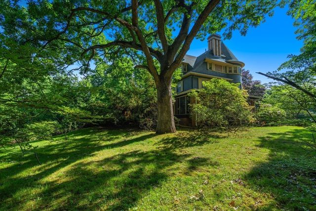 379 Central Street, Newton, MA 02466