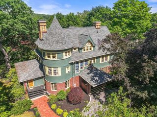 379 Central Street, Newton, MA 02466