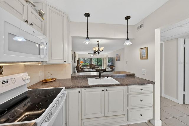 12300 VONN ROAD 2204, Largo, FL 33774