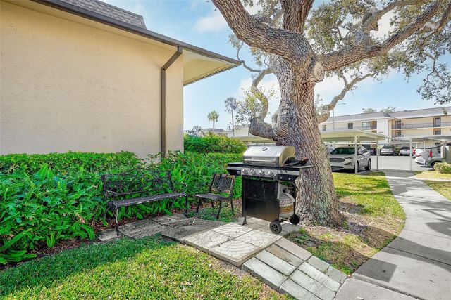 12300 VONN ROAD 2204, Largo, FL 33774