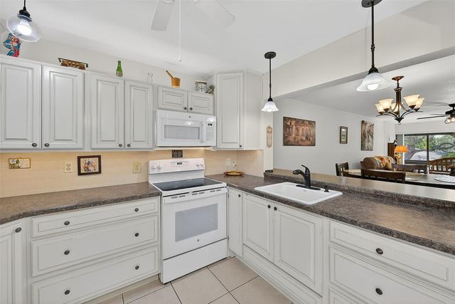 12300 VONN ROAD 2204, Largo, FL 33774