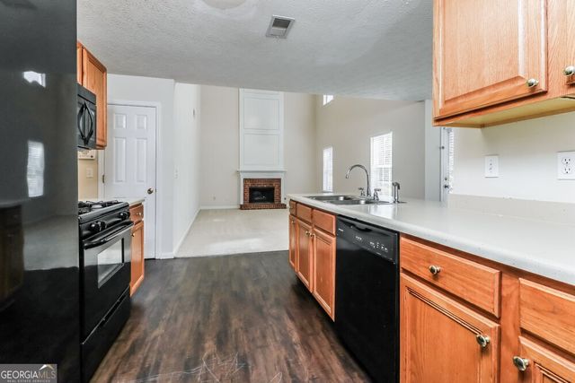 3425 Sandlake Drive SW, Marietta, GA 30008