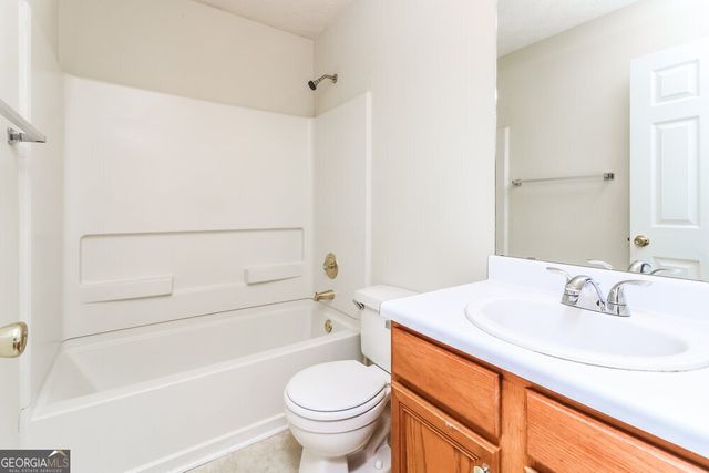 3425 Sandlake Drive SW, Marietta, GA 30008