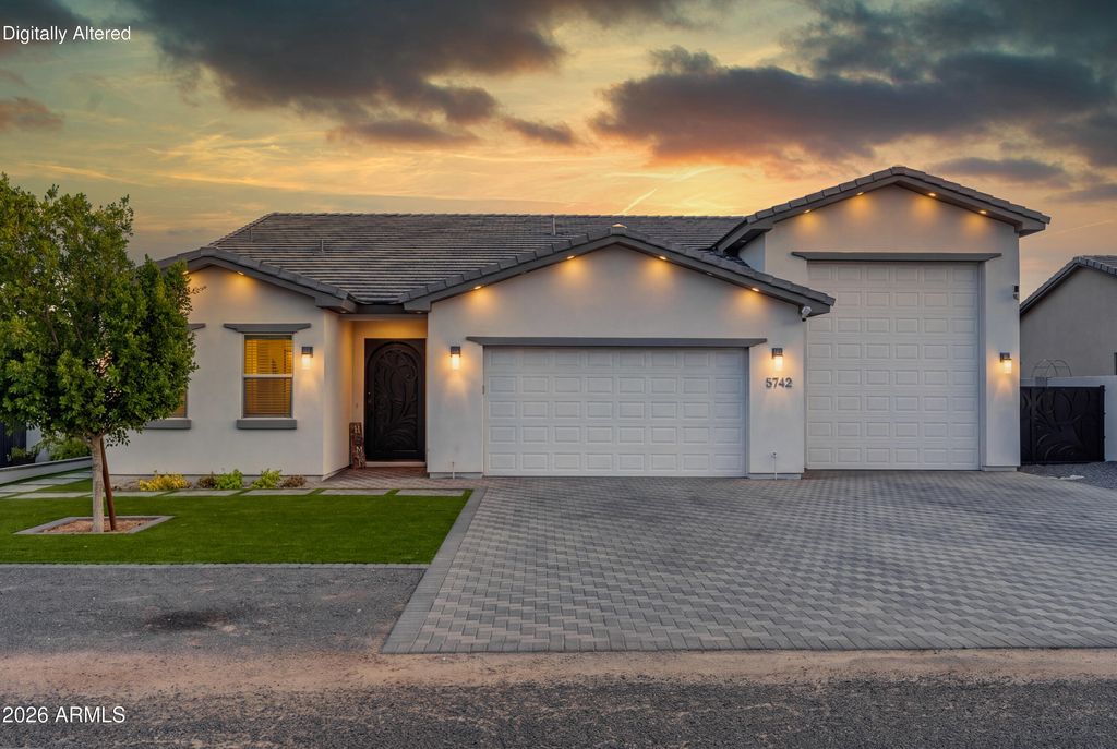 5742 E RED BIRD Lane E, San Tan Valley, AZ 85140 — exterior