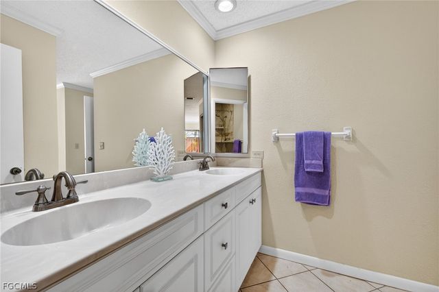 1414 Park Shore CIR 2, Fort Myers, FL 33901