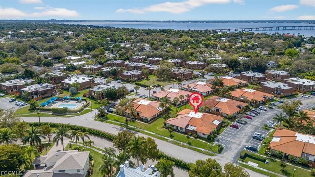 1414 Park Shore CIR 2, Fort Myers, FL 33901