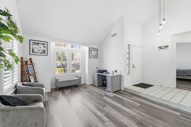 2612 Snyder Ave, Modesto, CA 95356