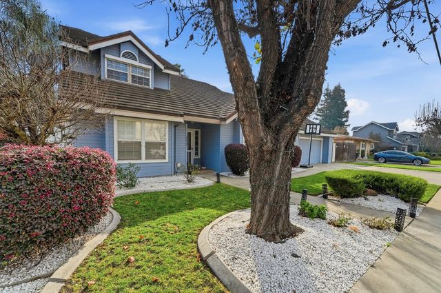 2612 Snyder Ave, Modesto, CA 95356