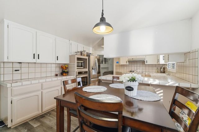 2612 Snyder Ave, Modesto, CA 95356