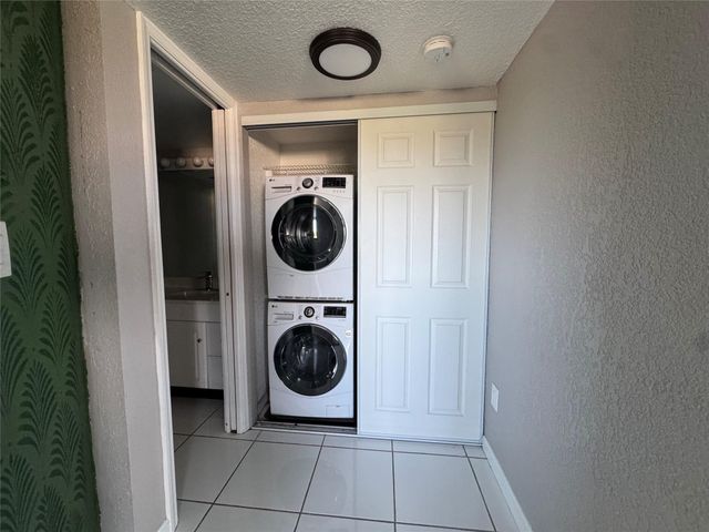 701 NW 19th Street 503, Fort Lauderdale, FL 33311