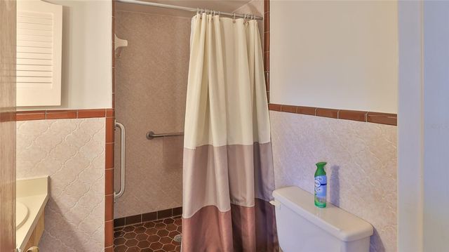 2823 ROYAL PALM DRIVE, Edgewater, FL 32141