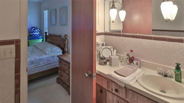 2823 ROYAL PALM DRIVE, Edgewater, FL 32141