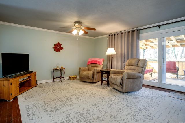 1110 W Nettleton, Jonesboro, AR 72401