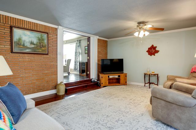 1110 W Nettleton, Jonesboro, AR 72401
