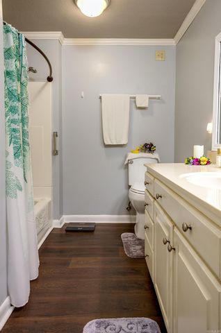 1110 W Nettleton, Jonesboro, AR 72401