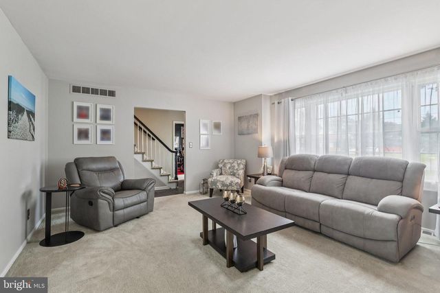 1847 GREENWILLOWS DR, Vineland, NJ 08361