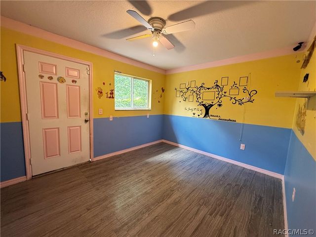 4144 N Mae West Way, Beverly Hills, FL 34465