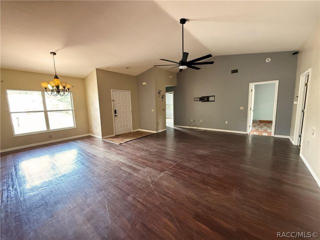 4144 N Mae West Way, Beverly Hills, FL 34465