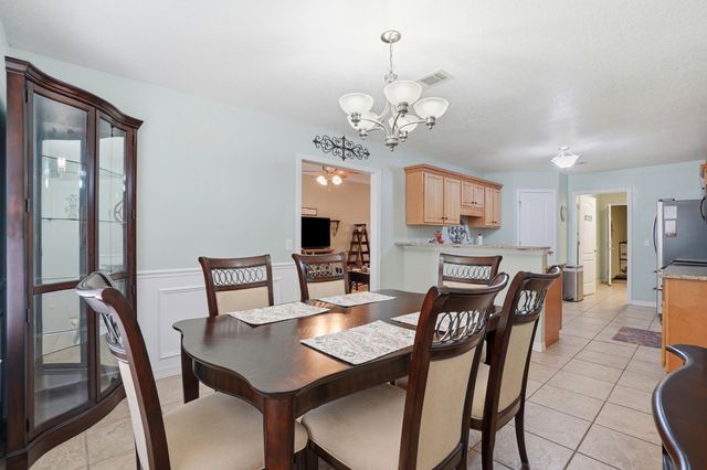 2182 Hagood Loop, Crestview, FL 32536