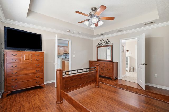 2182 Hagood Loop, Crestview, FL 32536