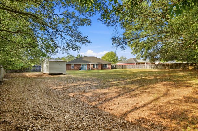 2182 Hagood Loop, Crestview, FL 32536