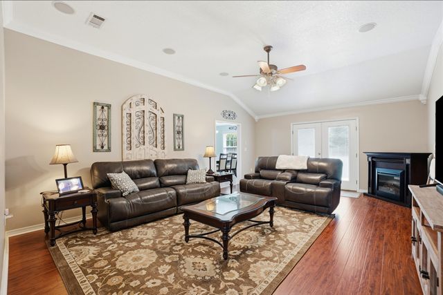 2182 Hagood Loop, Crestview, FL 32536