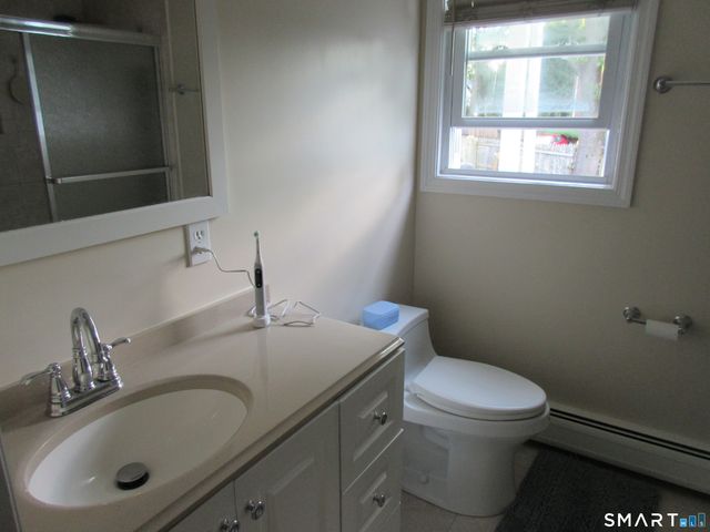 43 Breyer Avenue, Bridgeport, CT 06606