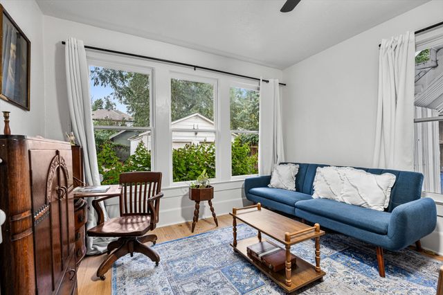 5322 Junius Street, Dallas, TX 75214