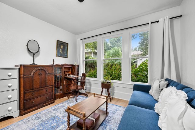 5322 Junius Street, Dallas, TX 75214