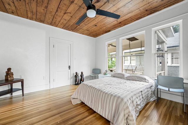 5322 Junius Street, Dallas, TX 75214