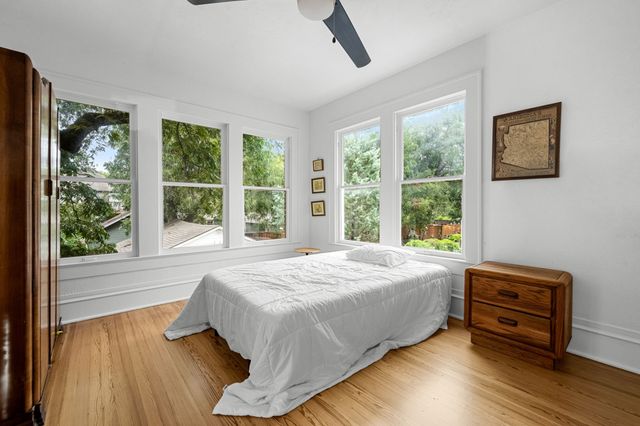 5322 Junius Street, Dallas, TX 75214