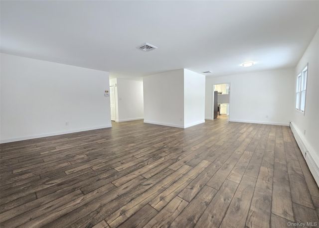 35 Segatogue Lane, South Setauket, NY 11720