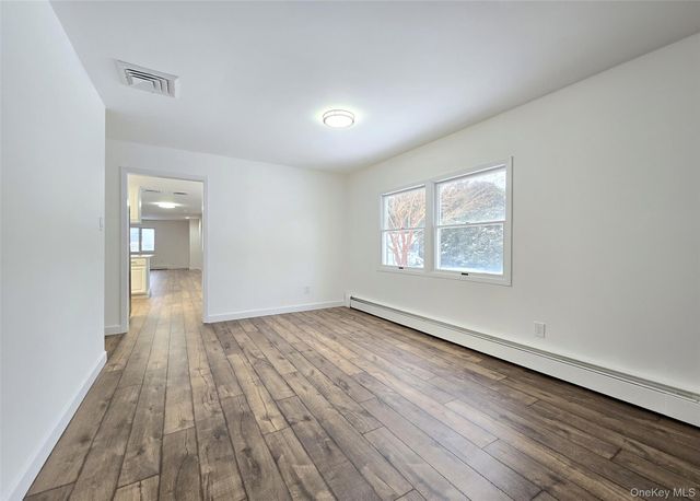 35 Segatogue Lane, South Setauket, NY 11720